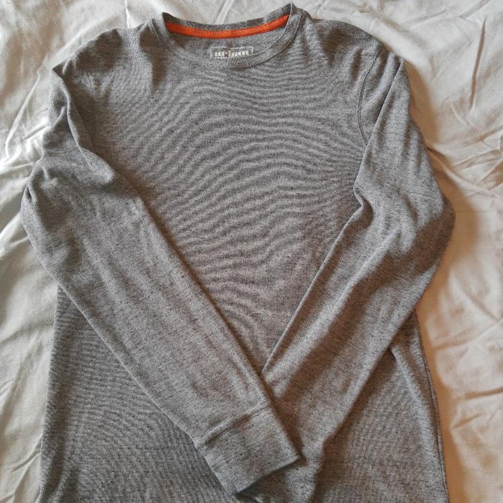 Men's Long Sleeve Thermal Shirt...Size M